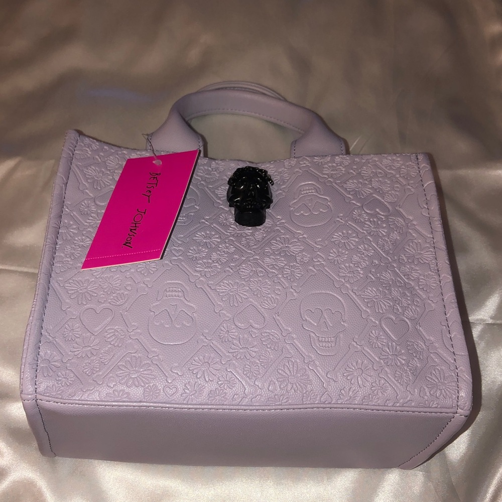Betsey Johnson XOOLIVE Lilac Embossed Skull Satchel Crossbody Bag Purse NWT - Picture 12 of 15